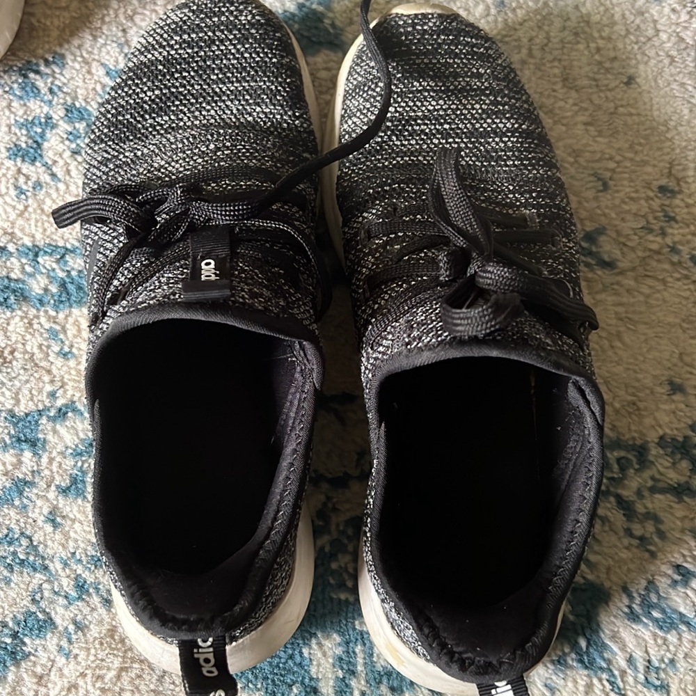 Adidas cloudfoam women’s size 8